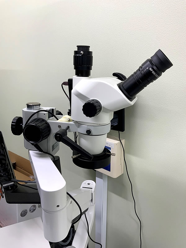 【手術用顕微鏡】